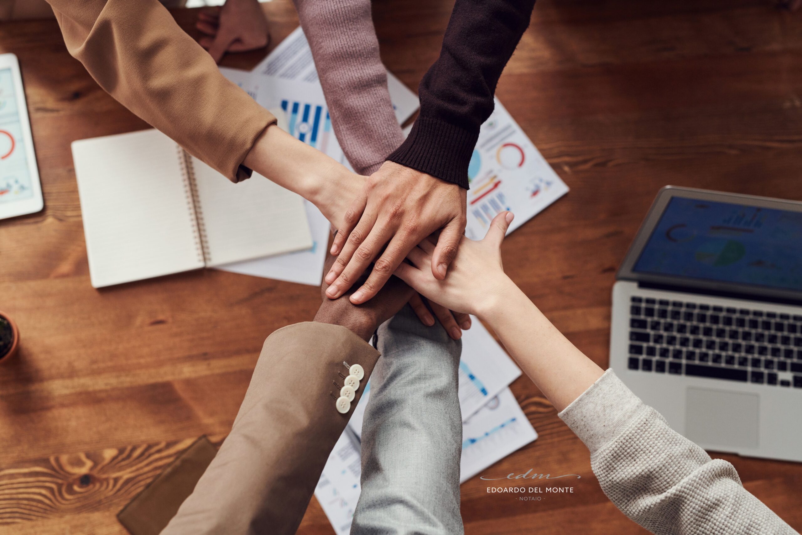 I vantaggi di una società di capitali rispetto a una società di persone nel regime successorio I vantaggi di una società di capitali rispetto a una società di persone nel regime successorio